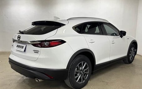 Mazda CX-4, 2023 год, 2 000 444 рублей, 6 фотография