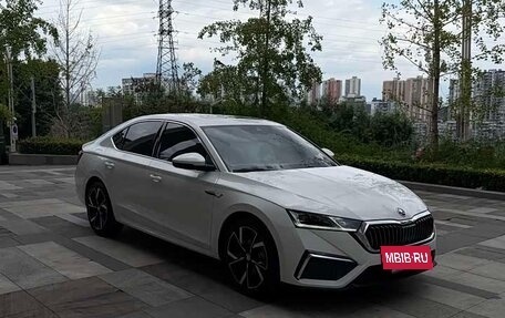 Skoda Octavia IV, 2022 год, 1 800 444 рублей, 3 фотография