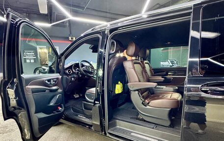 Mercedes-Benz V-Класс, 2017 год, 4 800 000 рублей, 8 фотография