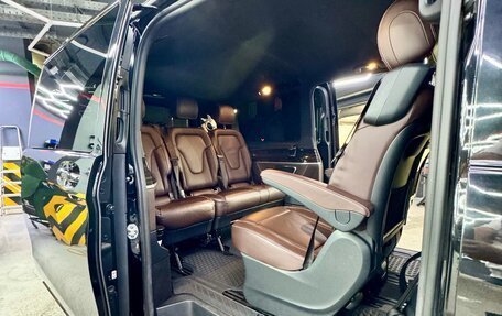 Mercedes-Benz V-Класс, 2017 год, 4 800 000 рублей, 9 фотография