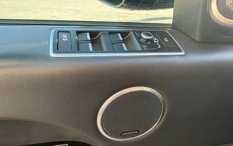 Land Rover Range Rover IV рестайлинг, 2015 год, 5 000 000 рублей, 13 фотография