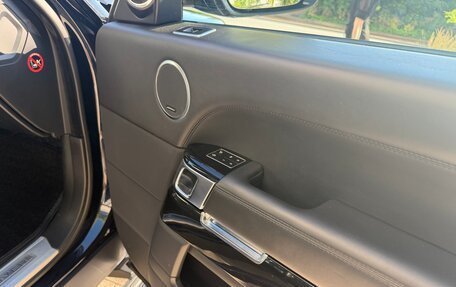 Land Rover Range Rover IV рестайлинг, 2015 год, 5 000 000 рублей, 19 фотография