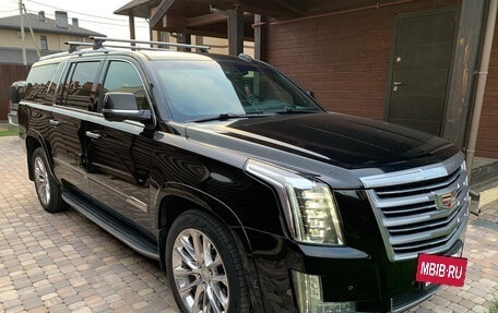 Cadillac Escalade IV, 2018 год, 4 500 000 рублей, 2 фотография