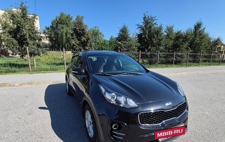 KIA Sportage IV рестайлинг, 2018 год, 2 100 000 рублей, 3 фотография