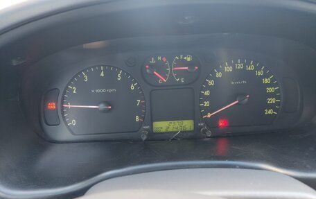 KIA Magentis I, 2004 год, 380 000 рублей, 11 фотография