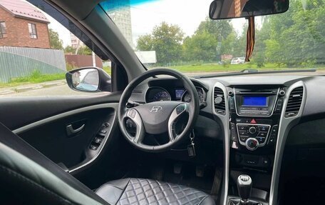 Hyundai i30 II рестайлинг, 2012 год, 799 000 рублей, 3 фотография
