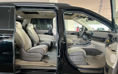 KIA Carnival, 2025 год, 6 197 000 рублей, 21 фотография