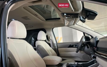 KIA Carnival, 2025 год, 6 197 000 рублей, 24 фотография