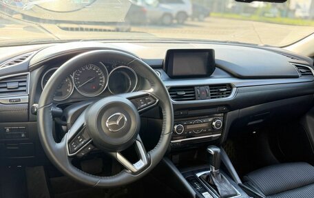 Mazda 6, 2018 год, 1 700 000 рублей, 9 фотография