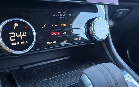 Jaguar F-Pace, 2021 год, 6 250 000 рублей, 19 фотография