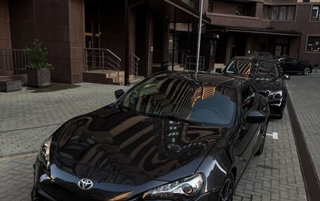 Toyota GT86 I, 2018 год, 2 800 000 рублей, 2 фотография