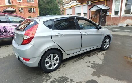 Hyundai Solaris II рестайлинг, 2012 год, 750 000 рублей, 4 фотография