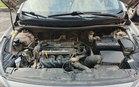 Hyundai Solaris II рестайлинг, 2012 год, 750 000 рублей, 10 фотография