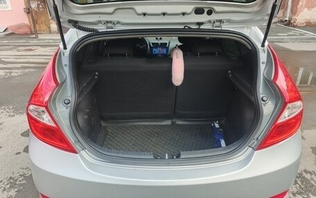 Hyundai Solaris II рестайлинг, 2012 год, 750 000 рублей, 13 фотография