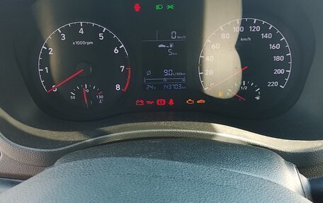 Hyundai Solaris II рестайлинг, 2017 год, 949 000 рублей, 4 фотография