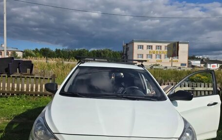 Hyundai Solaris II рестайлинг, 2013 год, 600 000 рублей, 5 фотография