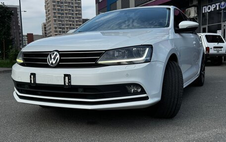 Volkswagen Jetta VI, 2018 год, 1 270 000 рублей, 7 фотография