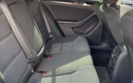 Volkswagen Jetta VI, 2018 год, 1 270 000 рублей, 18 фотография