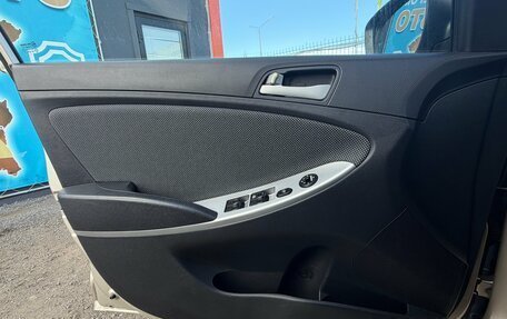 Hyundai Solaris II рестайлинг, 2011 год, 650 000 рублей, 16 фотография