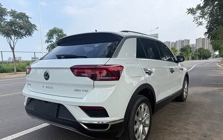 Volkswagen T-Roc I, 2022 год, 1 410 021 рублей, 4 фотография