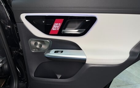 Mercedes-Benz GLC, 2025 год, 10 500 000 рублей, 17 фотография