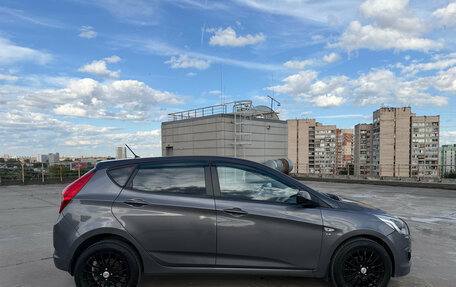 Hyundai Solaris II рестайлинг, 2015 год, 899 000 рублей, 8 фотография