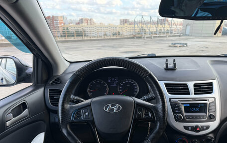 Hyundai Solaris II рестайлинг, 2015 год, 899 000 рублей, 17 фотография