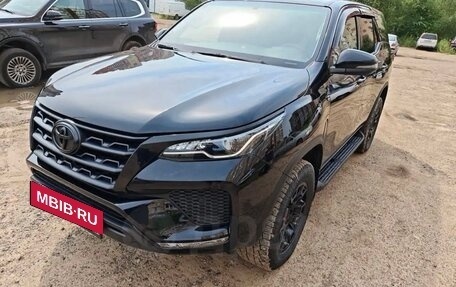 Toyota Fortuner II, 2022 год, 5 000 000 рублей, 9 фотография