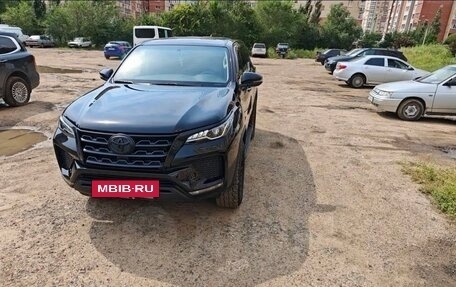 Toyota Fortuner II, 2022 год, 5 000 000 рублей, 2 фотография