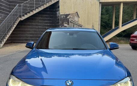 BMW 3 серия, 2018 год, 2 630 000 рублей, 2 фотография