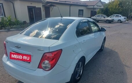 Chevrolet Aveo III, 2012 год, 600 000 рублей, 3 фотография