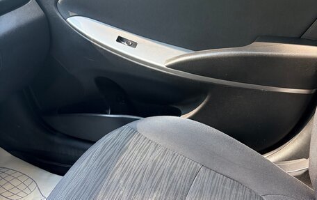 Hyundai Solaris II рестайлинг, 2016 год, 895 000 рублей, 9 фотография