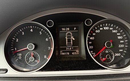 Volkswagen Passat B7, 2011 год, 950 000 рублей, 4 фотография