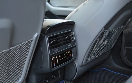 Audi SQ8, 2020 год, 7 349 000 рублей, 9 фотография