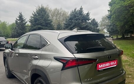 Lexus NX I, 2018 год, 3 100 000 рублей, 3 фотография