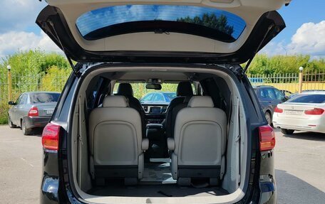 KIA Carnival III, 2018 год, 2 699 000 рублей, 7 фотография