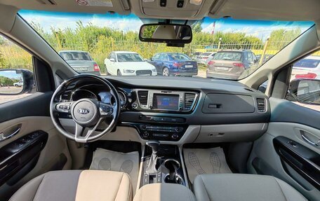 KIA Carnival III, 2018 год, 2 699 000 рублей, 9 фотография