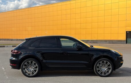 Porsche Macan I рестайлинг, 2014 год, 2 500 000 рублей, 1 фотография