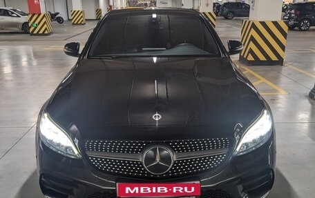 Mercedes-Benz C-Класс, 2018 год, 2 950 000 рублей, 1 фотография
