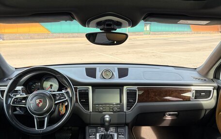 Porsche Macan I рестайлинг, 2014 год, 2 500 000 рублей, 5 фотография