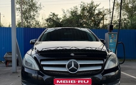Mercedes-Benz B-Класс, 2013 год, 1 170 000 рублей, 3 фотография