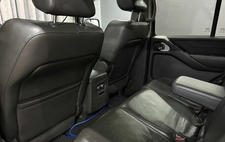 Nissan Pathfinder, 2007 год, 899 900 рублей, 13 фотография
