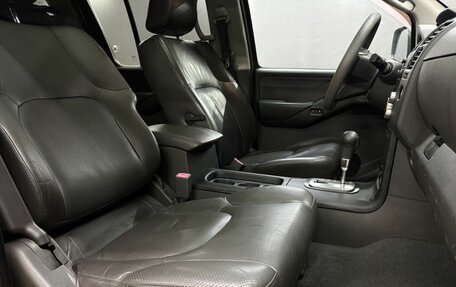 Nissan Pathfinder, 2007 год, 899 900 рублей, 22 фотография