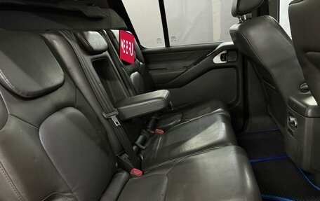 Nissan Pathfinder, 2007 год, 899 900 рублей, 19 фотография
