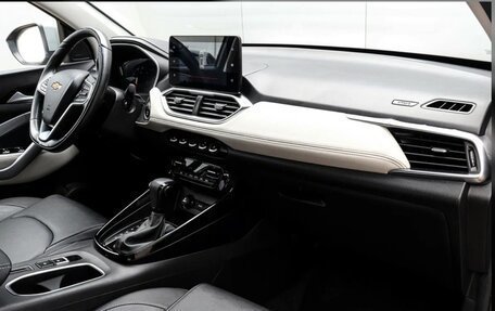 Chevrolet Captiva, 2022 год, 1 799 000 рублей, 9 фотография