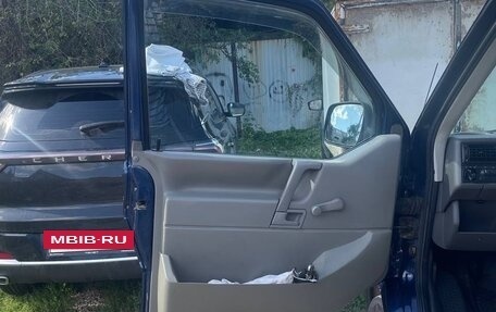 Volkswagen Caravelle T4, 2000 год, 1 000 000 рублей, 4 фотография