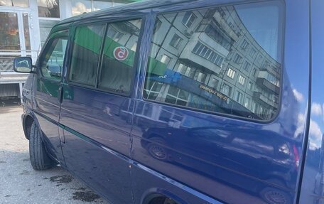 Volkswagen Caravelle T4, 2000 год, 1 000 000 рублей, 16 фотография
