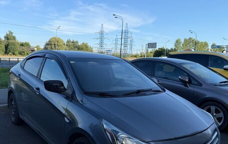 Hyundai Solaris II рестайлинг, 2016 год, 580 000 рублей, 2 фотография
