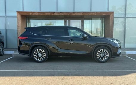 Toyota Highlander, 2025 год, 5 200 000 рублей, 3 фотография