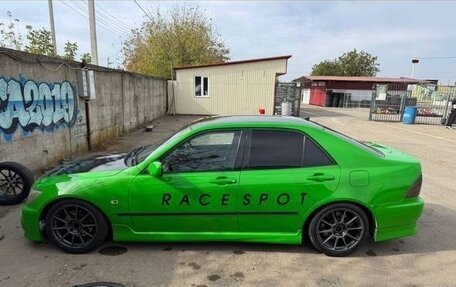 Toyota Altezza, 2000 год, 950 000 рублей, 4 фотография